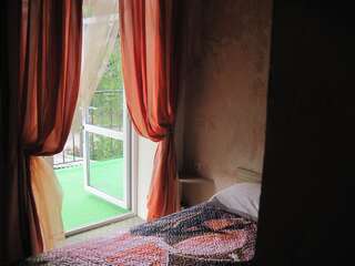 Гостевой дом Guest house Inkit Пицунда Двухместный номер эконом-класса с балконом-11